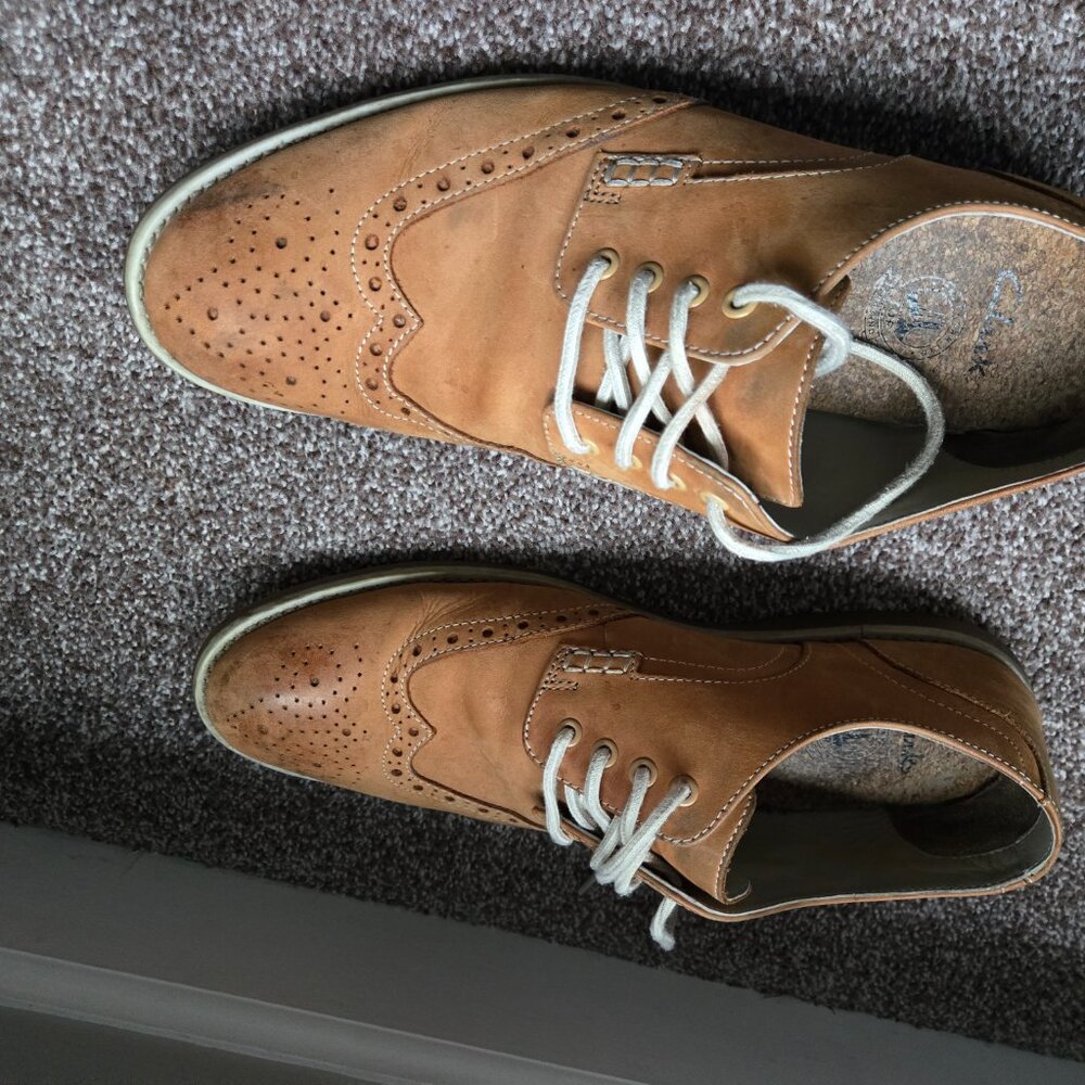 Shoes - Picture 3 of 6
